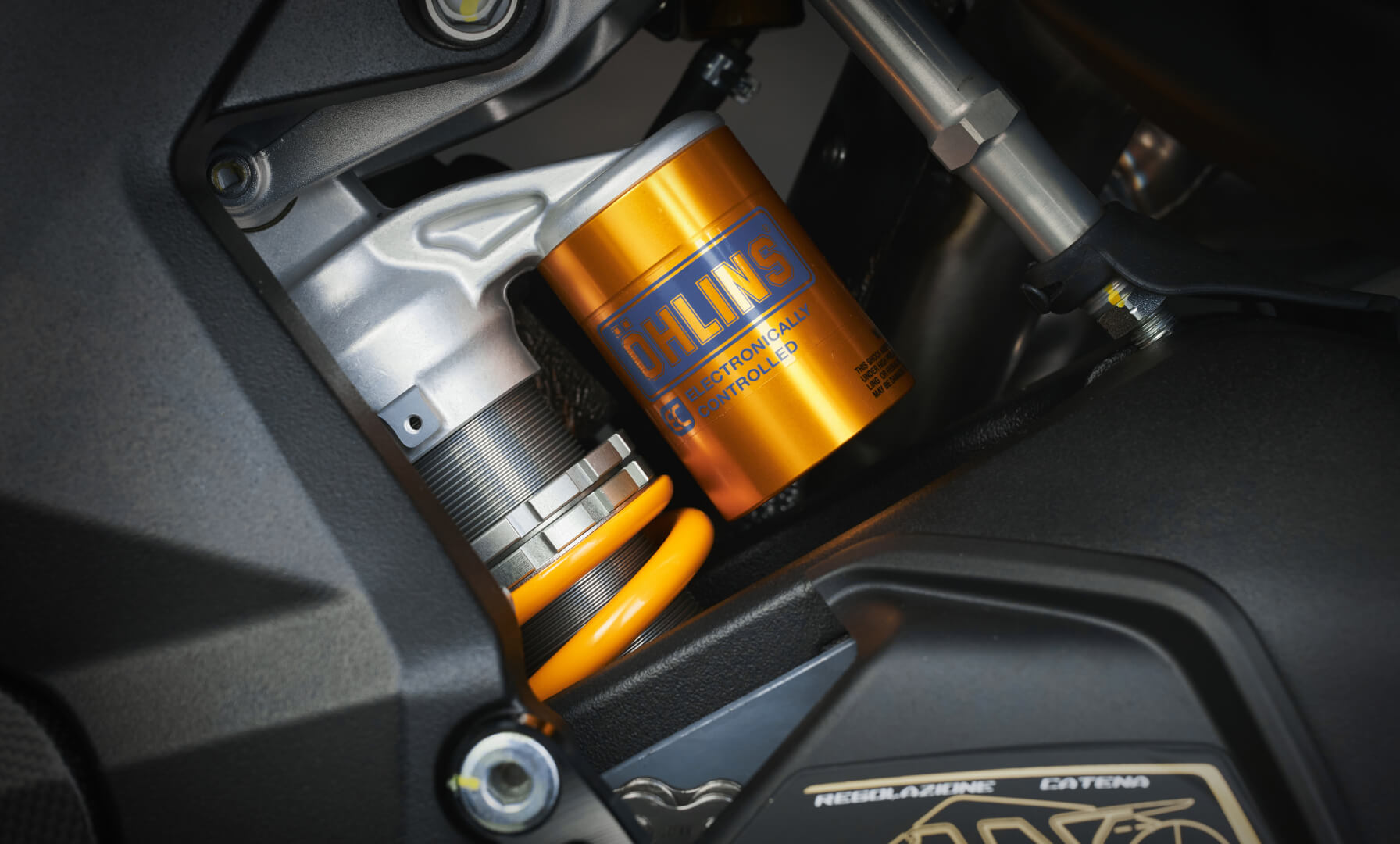 brutale-1000-rr-6